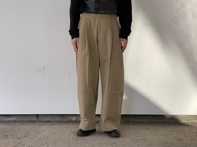 パンツ STUDIONICHOLSON VOLUME PLEAT PANTS STUDIO NICHOLSON / PEACHED COTTON TWILL DEEP PLEAT VOLUME