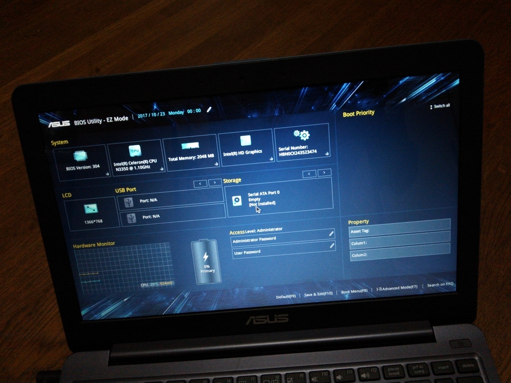 旅用に買ったノートPCが8ヶ月で壊れた。 - どこかに行ってきました