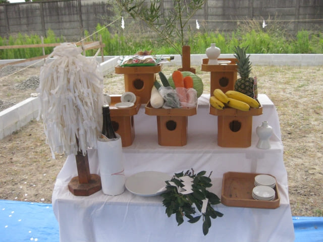 地鎮祭をやる事に決めた理由とは 服装や費用などについて 泉北ホームで家づくり Goseのマイホーム建築ブログ