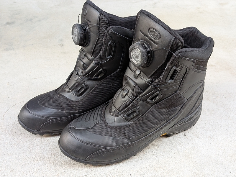 クシタニ アドーネシューズ - くうのバイクライフ