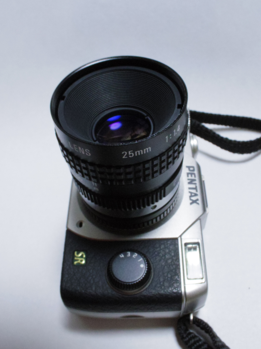 Cosmicar COSMICAR 25mm F1.4 - T Unlimited