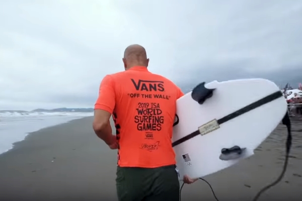 注目ショップ・ブランドのギフト サーフボード ツインフィン シモンズ