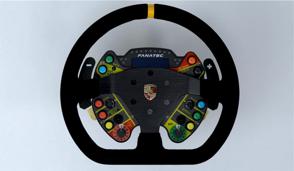 FANATECに新たなステアリングのラインナップ追加！Podium Steering