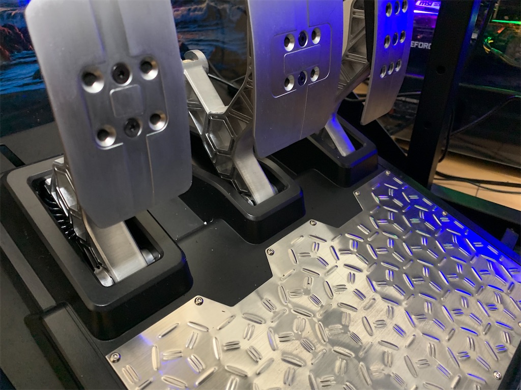 スラストマスター　T LCM Amazon.com: Thrustmaster T-LCM Pedals (compatible w/ PS5