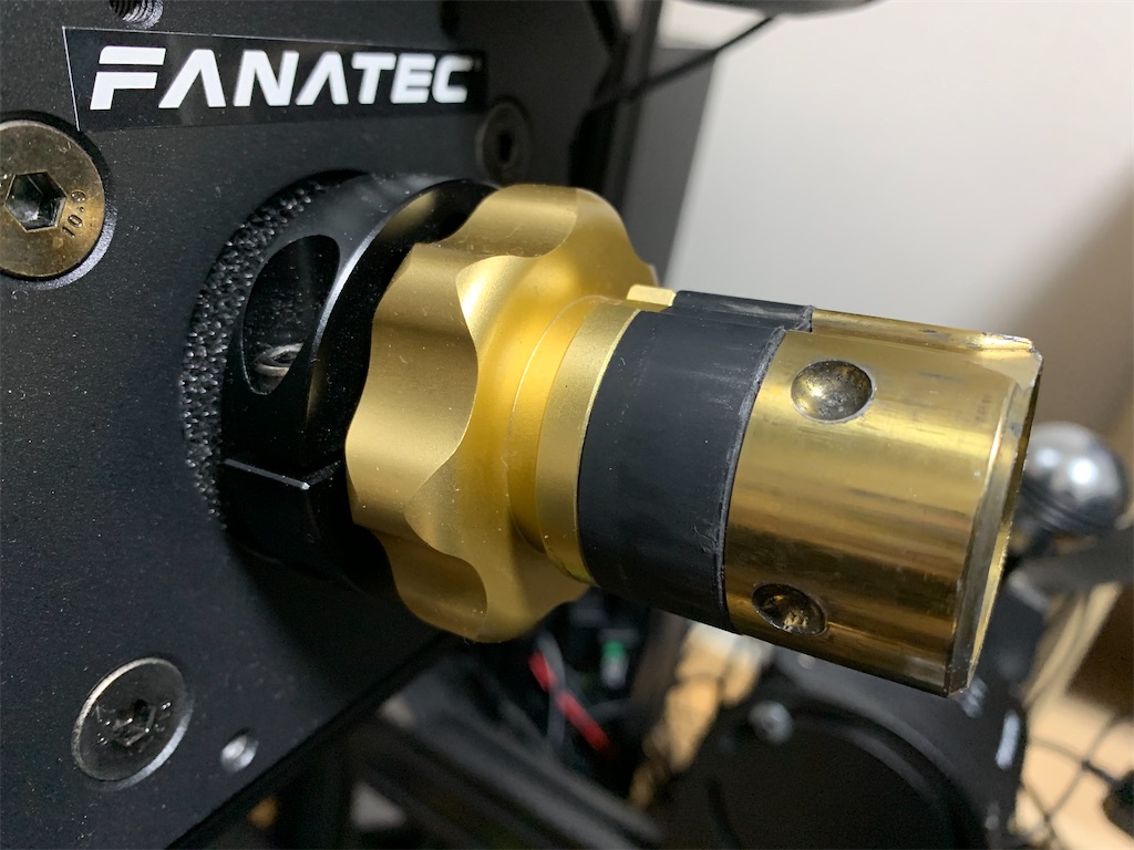 ベルトドライブとダイレクトドライブの質感は別物です/FANATEC 