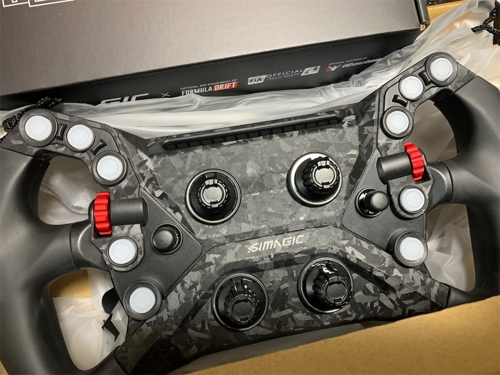 コイツは10万円クラスの強度を誇る優れたステアリングだ！SIMAGIC GT