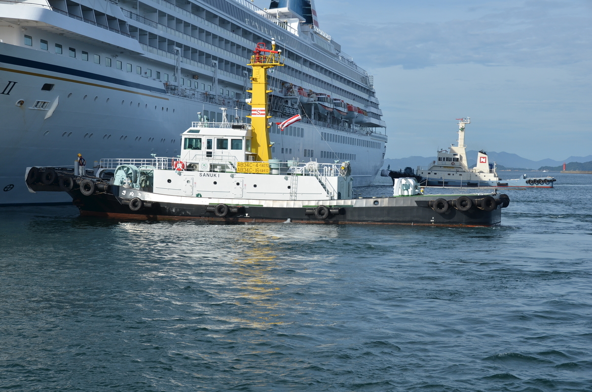 飛鳥Ⅱサンポート高松から横浜港へ感動の出航 - サイクリング愛好家の