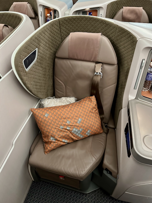 シンガポール航空のSQ438、Airbus A350-900のビジネスクラス