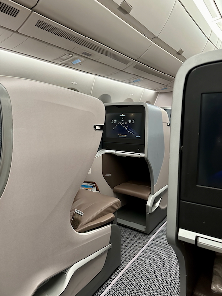 シンガポール航空のSQ438、Airbus A350-900のビジネスクラス
