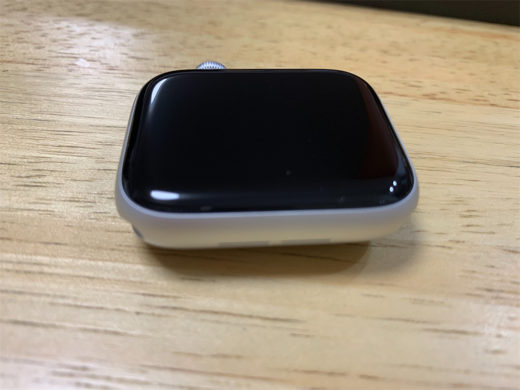 Apple Watch SE 開封 - MONO-LOG