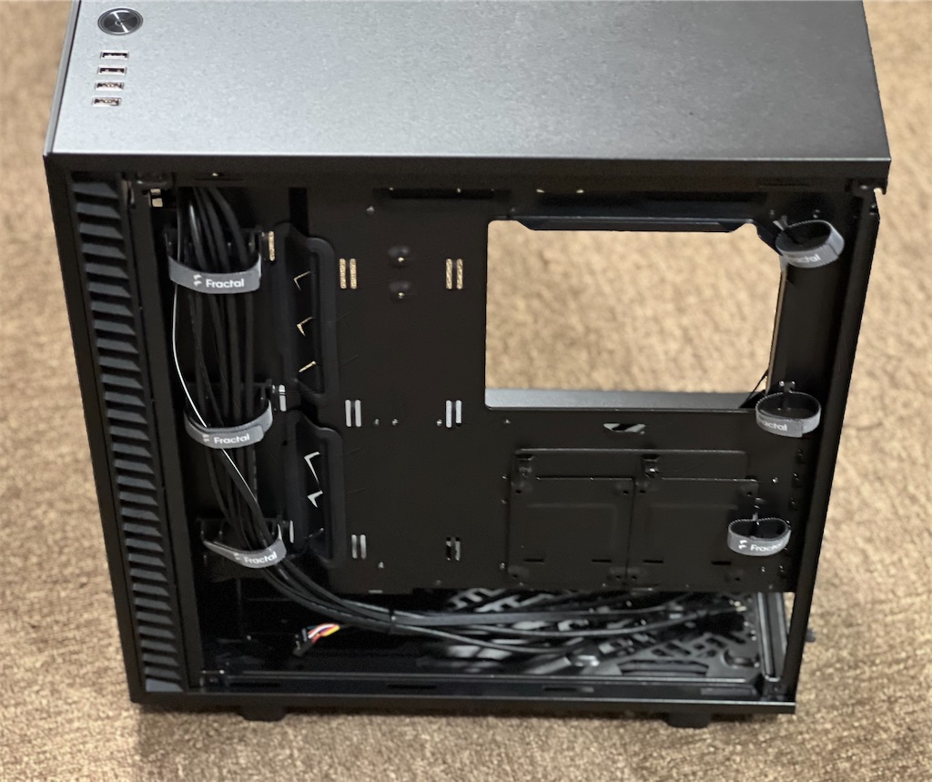 PCケース(自作PC用) Define 7 Compact Black Solid Fractal Design Define 7 Compact Black Solid - 製品詳細