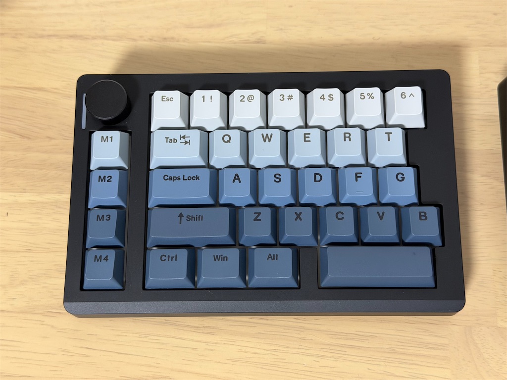 レビュー】分割キーボード「EPOMAKER Split70」購入。GMK70との比較