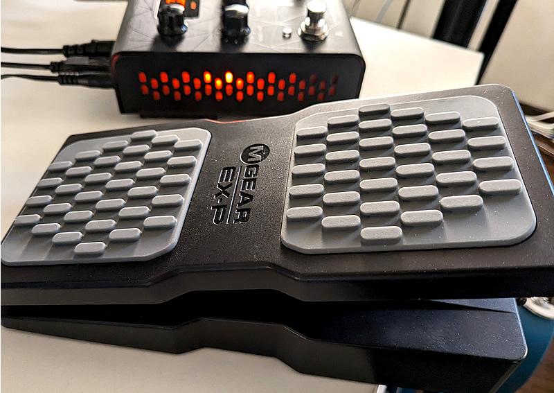 ギター tonex pedal ToneX_Pedal_Studio_77103_r.jpg