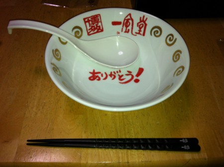 どんぶり・れんげ・箸(非売品)