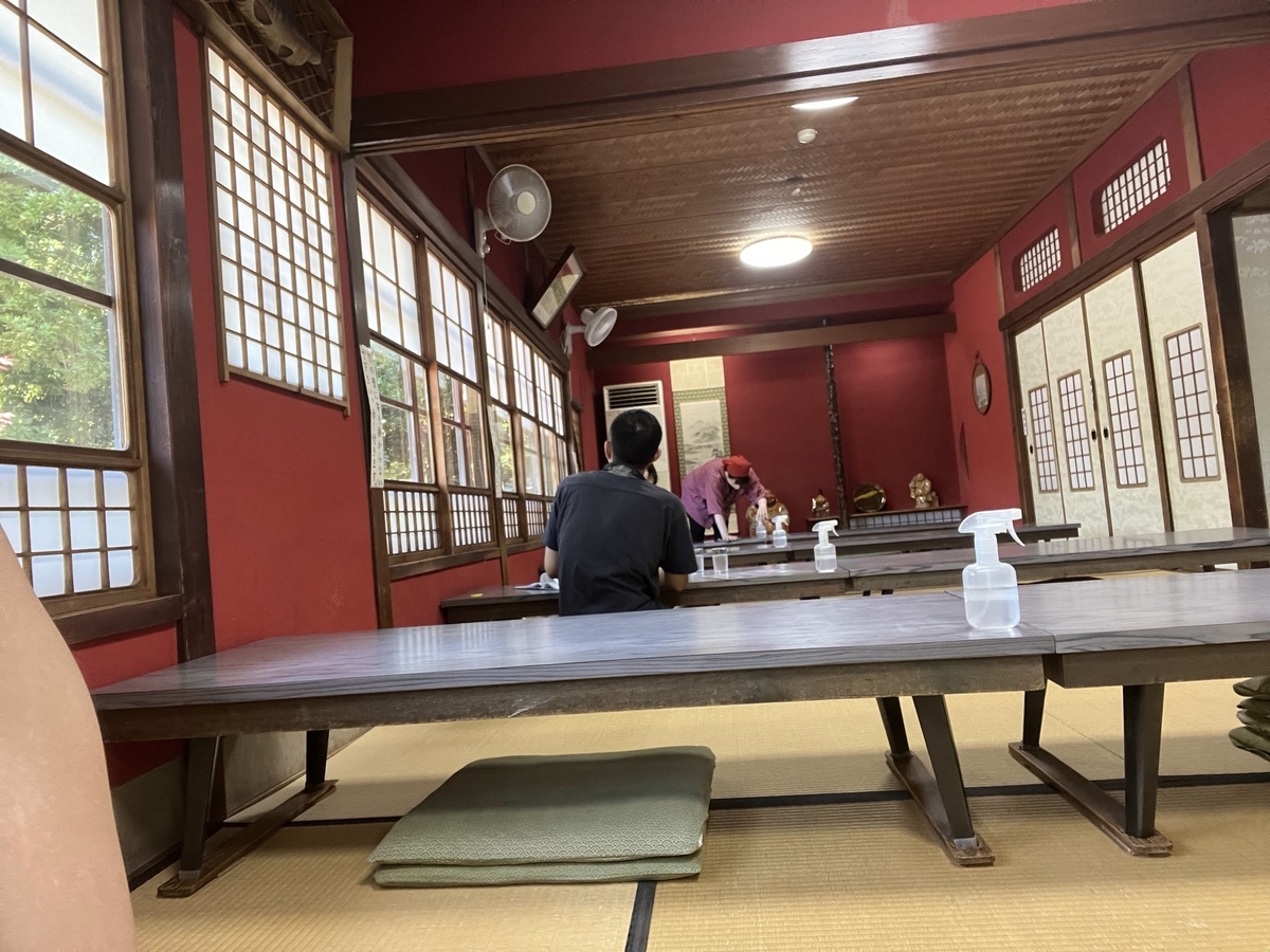 堤亭 店内の様子