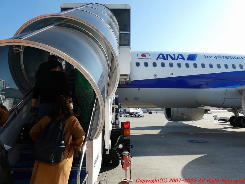 羽田→萩・石見 ANA NH725便搭乗記 超快晴の快適フライト - 思いつく