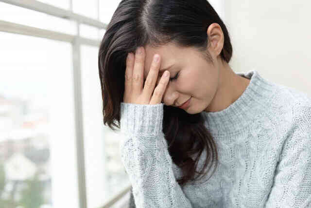 woman-cry