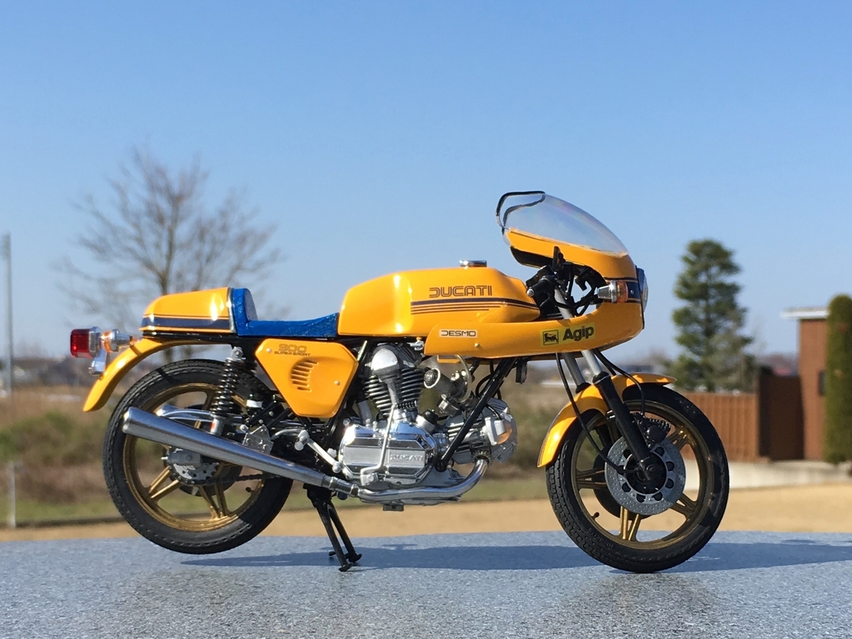 タミヤ 1/12 DUCATI 900SS - 素組みの会