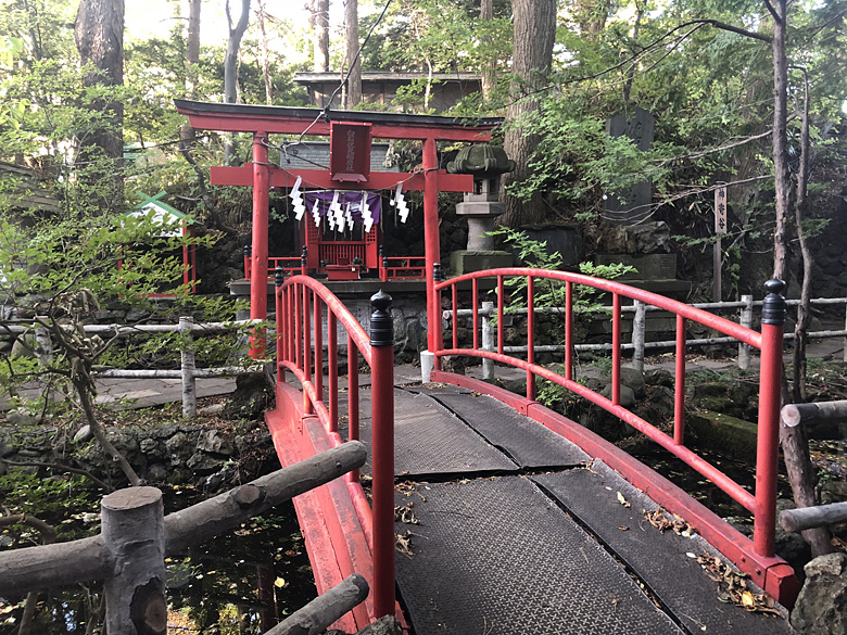 白石伏見稲荷神社