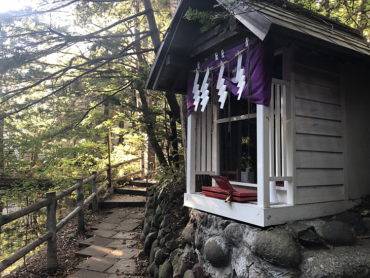 白石天神社