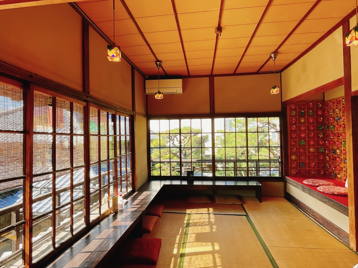 お店の二階。ほっこりする空間