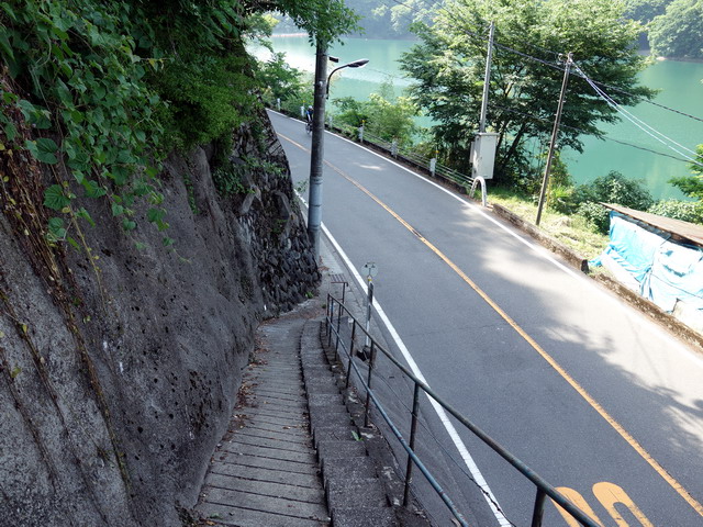f:id:Hanamaru:20180527083545j:plain f:id:Hanamaru:20180527083545j:plain