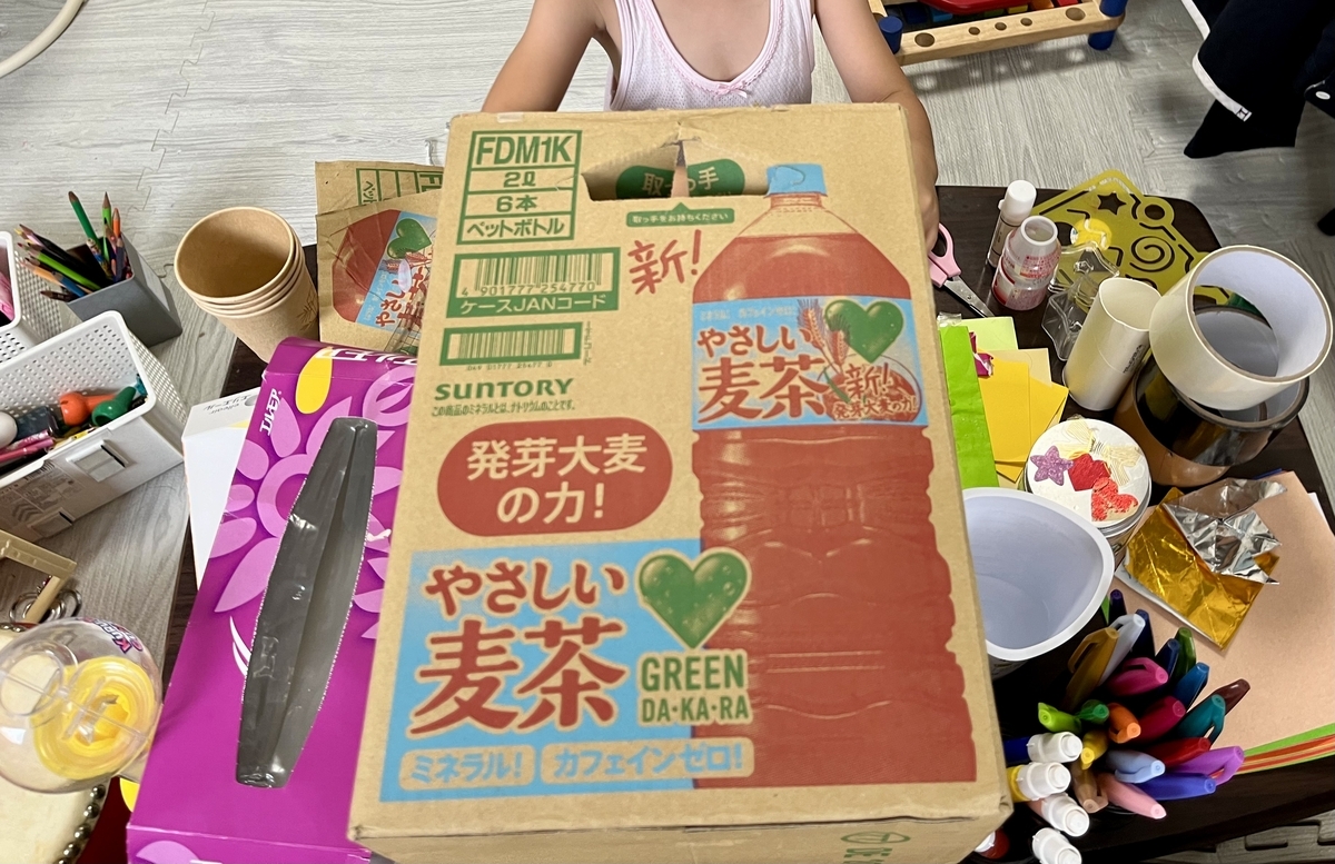 5歳工作と絵の具遊び