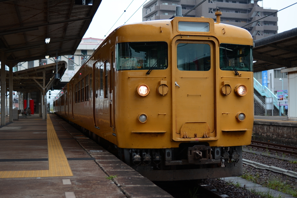下松駅115系3000番台