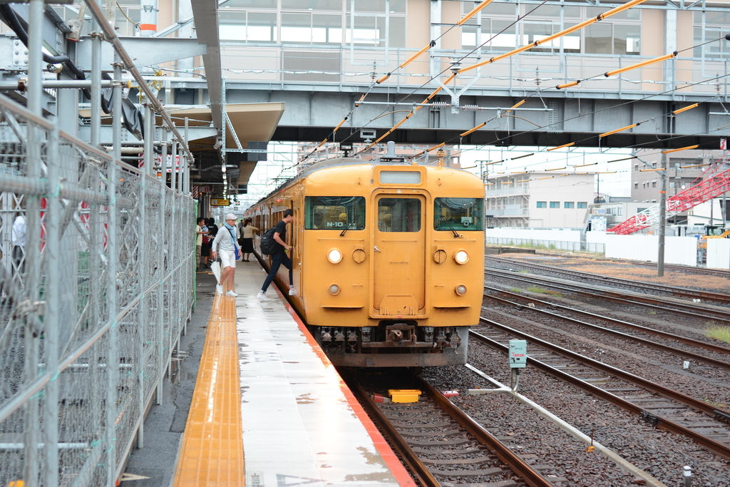 f:id:Henyoro:20180912165157j:plain 岩国駅115系3000番台