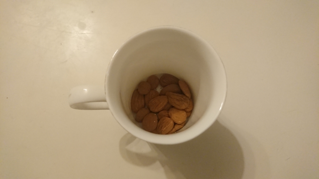 アーモンド