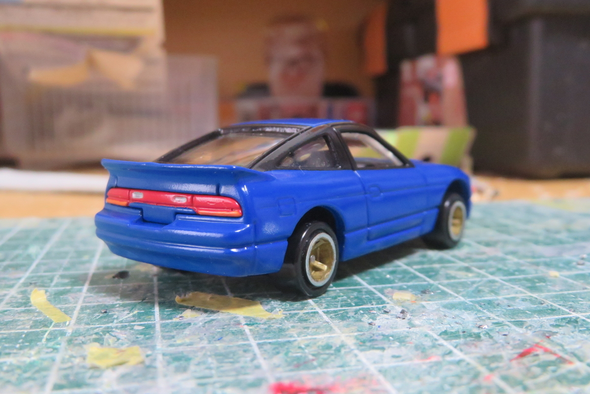 改造トミカ》 日産・シルエイティ 真子＆沙雪仕様を作る - えー