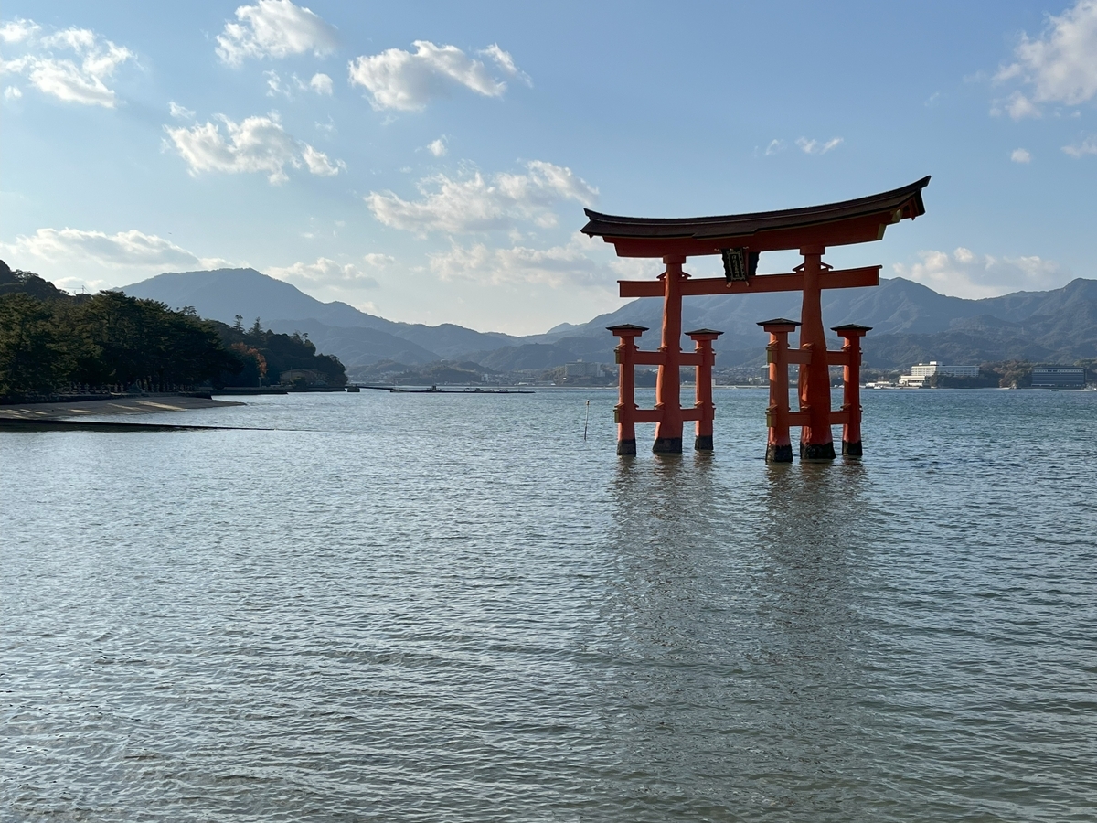 厳島神社の鳥居