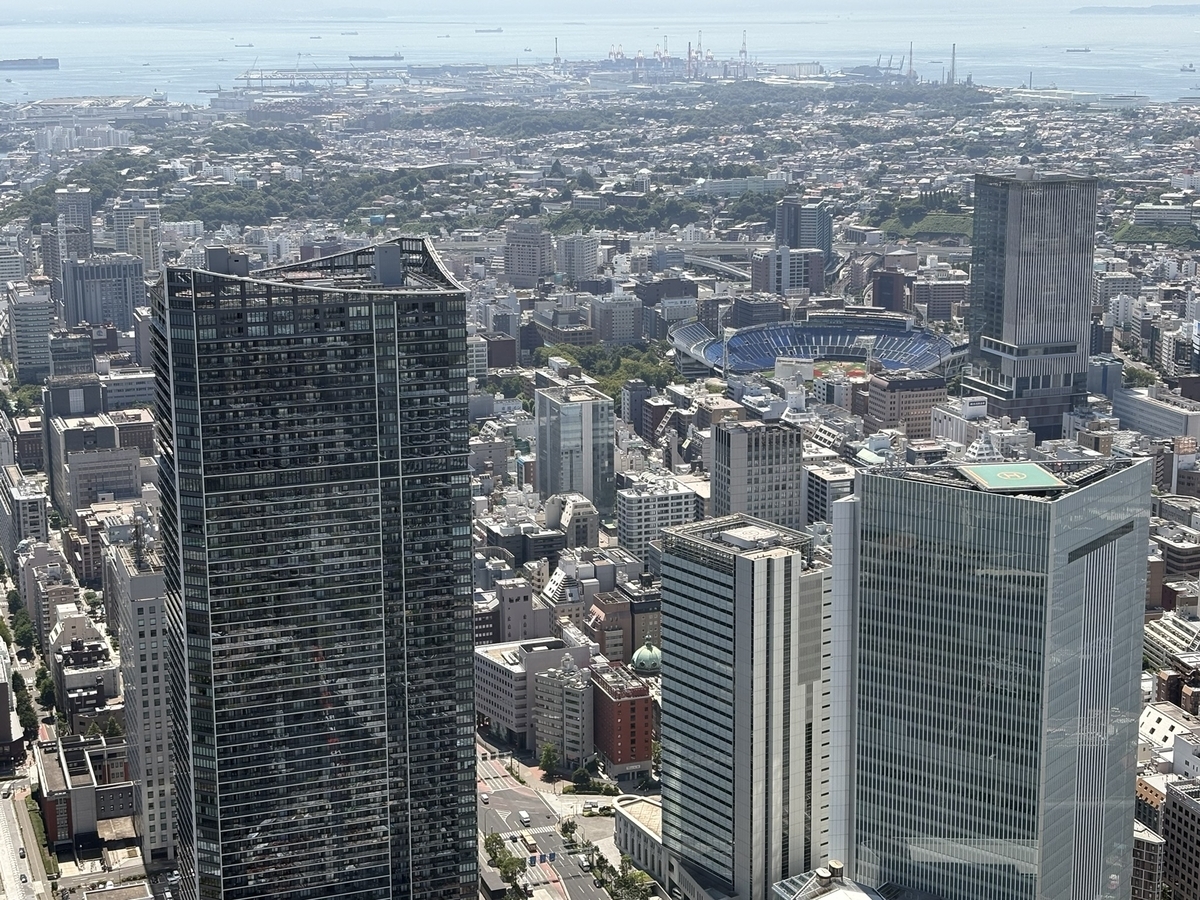 横浜ランドマーク　スカイガーデンから望む景色