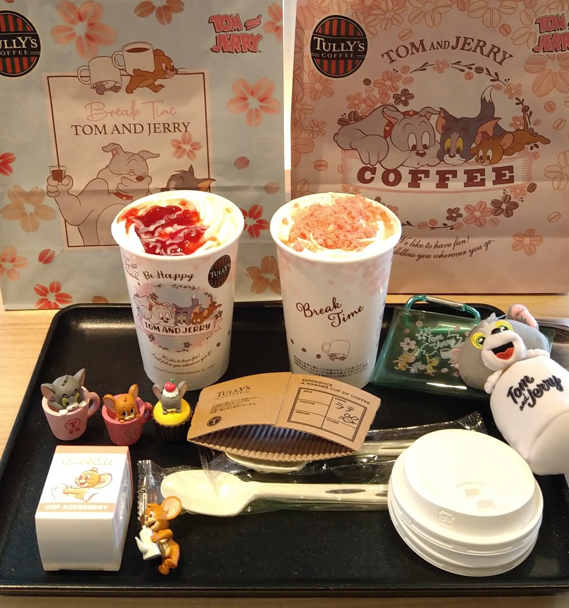 タリーズ×トムジェリ桜2024 - ひろとカフェと