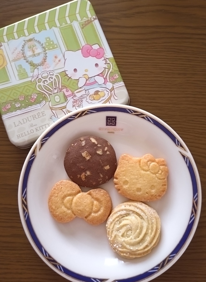 LADUREE×HELLO KITTYのクッキー缶めちゃかわ！【6月10日公式