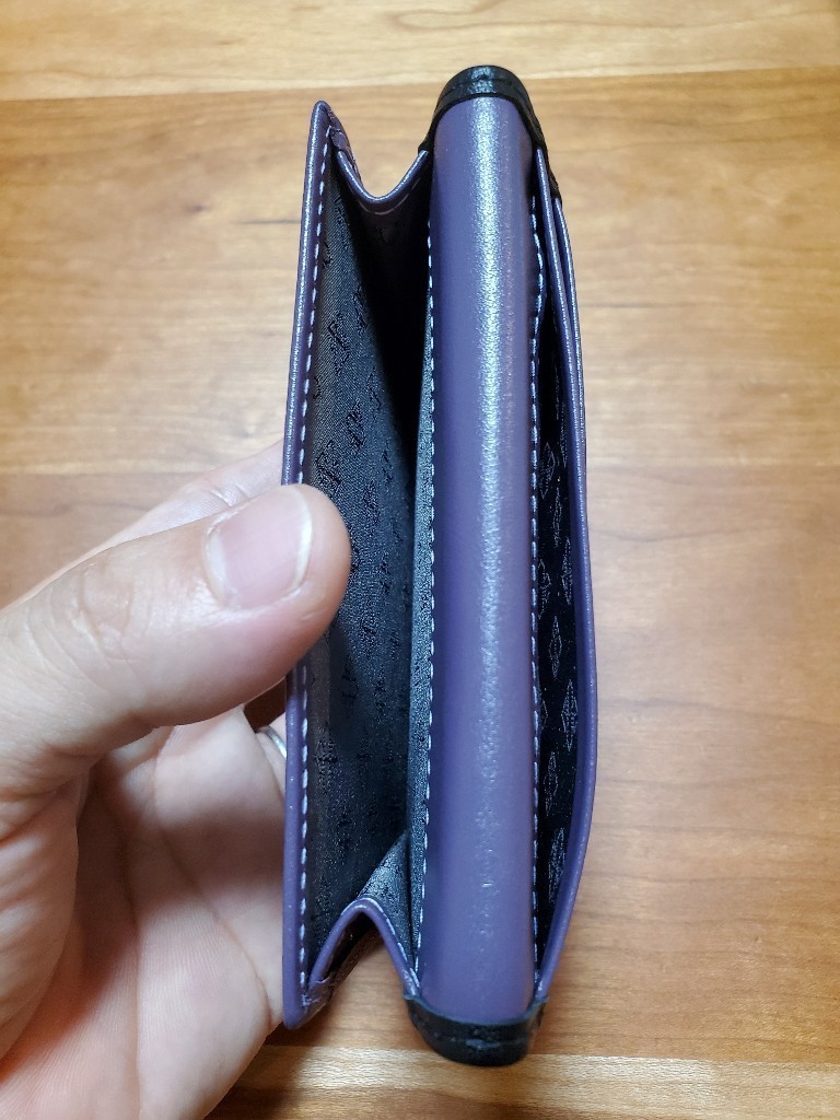 エッティンガー 名刺入れのレビューと購入後に感じた良い点
