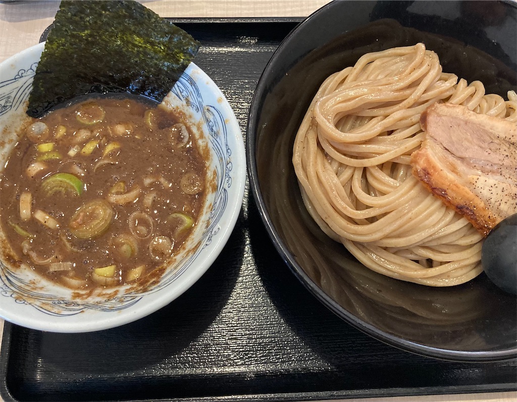f:id:Hitoyasumisan:20230208230728j:image f:id:Hitoyasumisan:20230208230728j:image