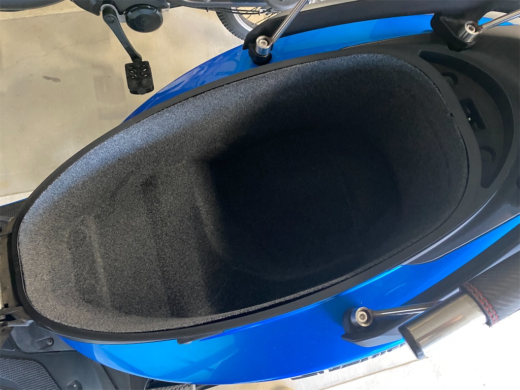 3型 シグナスX 純正メットインボックス Amazon | 台湾ヤマハ 純正 国内台湾共通 3型 CygnusX シグナスX