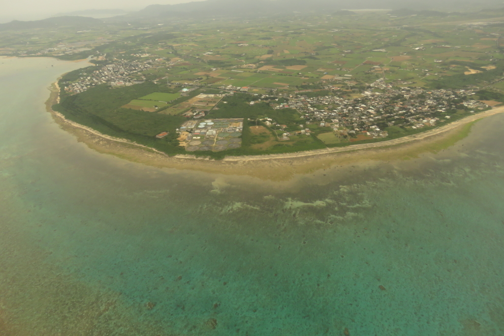 石垣空港着陸直前
