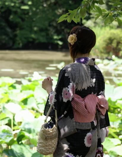 ゆかたを英語で説明してあげたい 浴衣もレンタル出来ます 日本文化継承しましょ 英語教室ケイティ先生のblog Hug ゆかたを英語で説明してあげたい 浴衣もレンタル出来ます 日本文化継承しましょ 英語教室ケイティ先生のblog Hug