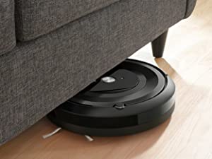 家具の下も清掃