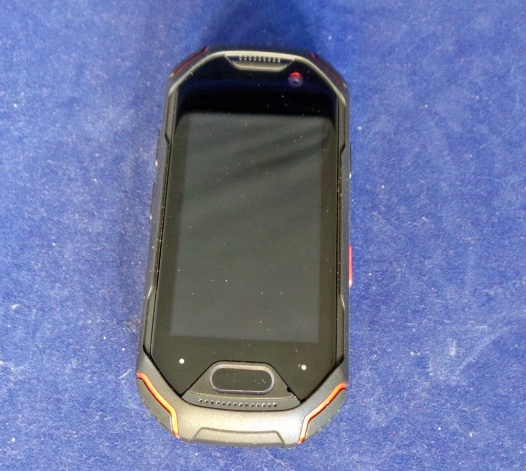 小さい！けれど、凄くて強いスマートフォン「Unihertz ATOM