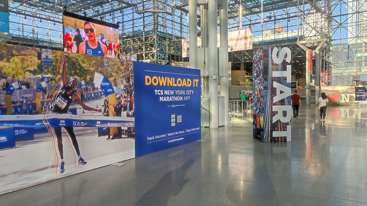 NYC Marathon ニューヨークシティマラソンジャケット ニューバランス2022 TCSニューヨークシティマラソンコレクション