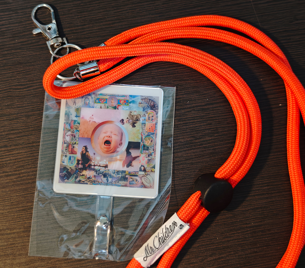 Mr.Children「産声」が届いた。特製梱包箱とスマホショルダー特典に