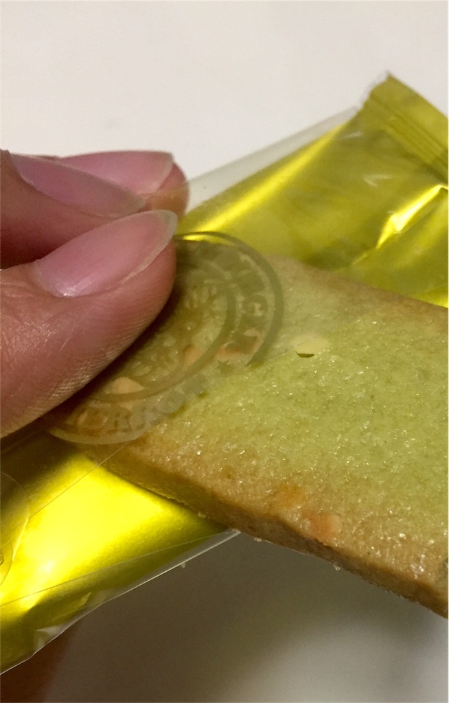 f:id:IMURUTA:20180425205554j:image 函館のお土産のラッキーピエロクッキー