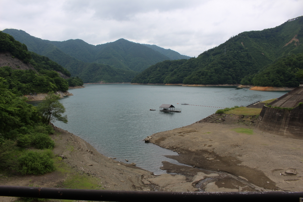 f:id:INU-SUN:20170109111855j:plain f:id:INU-SUN:20170109111855j:plain