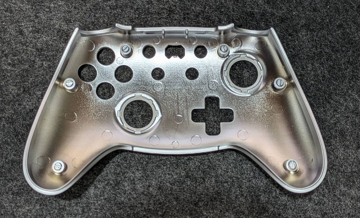 美しすぎるコントローラー「PB TAILS 