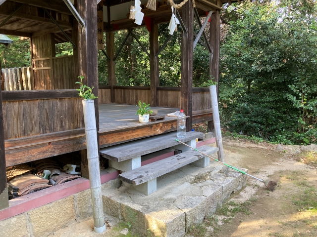 榊立ての水替え