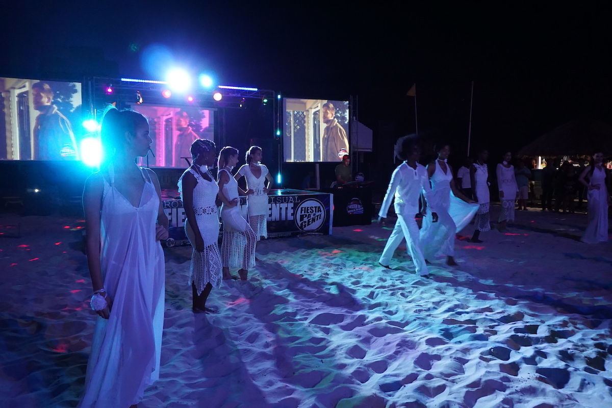 beach party