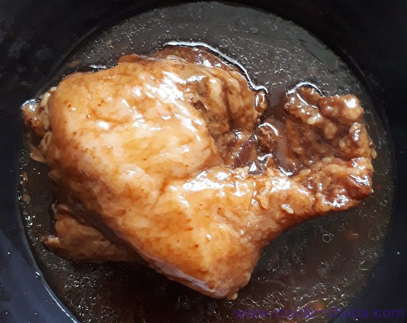 業務スーパー やわらか煮豚見た目1つ目